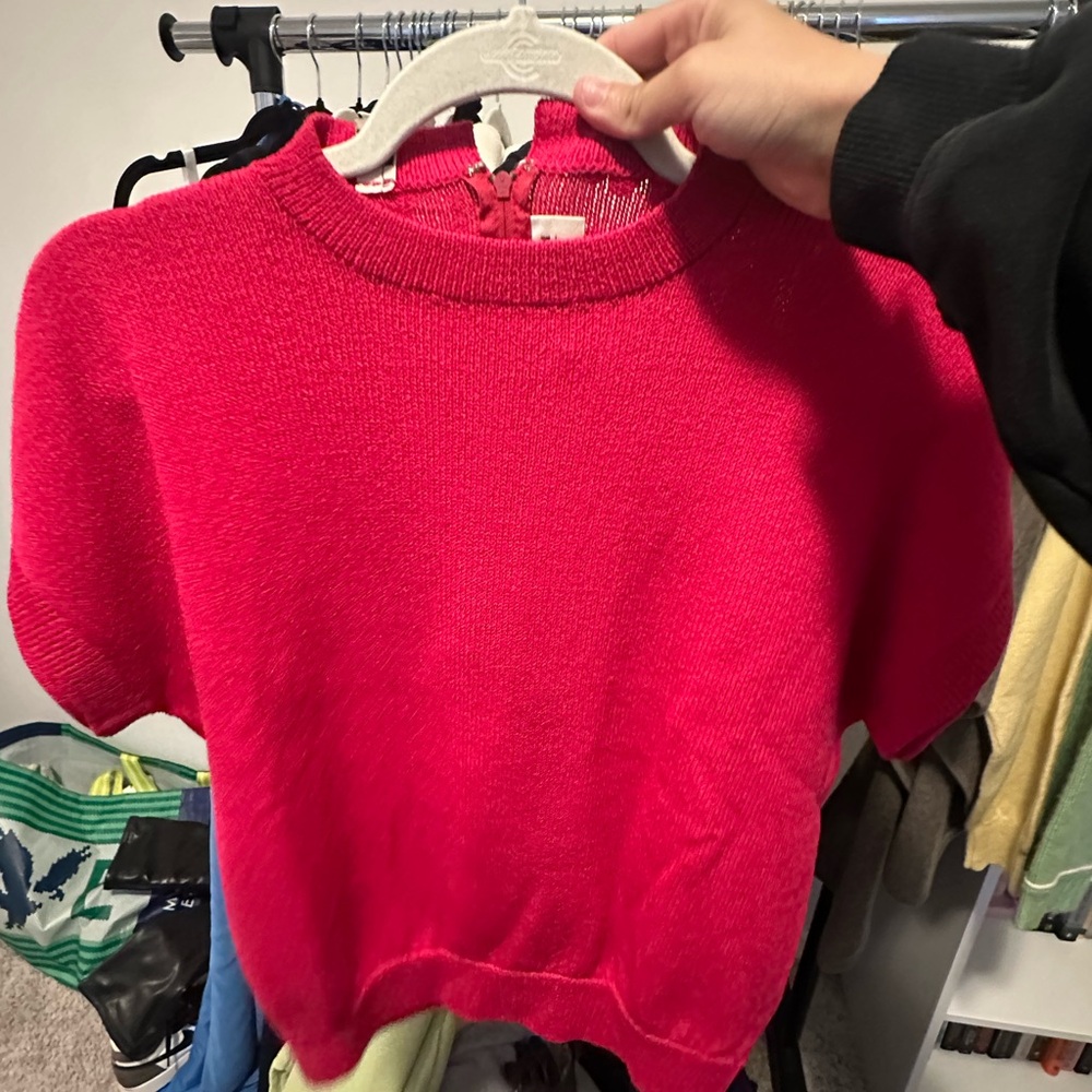 St. John Fuchsia Knit Top